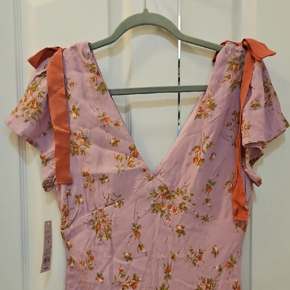 Wild Fable Short Sleeve V-Neck Flutter Sleeve Mini A-Line Dress Pink Floral - Picture 8 of 9